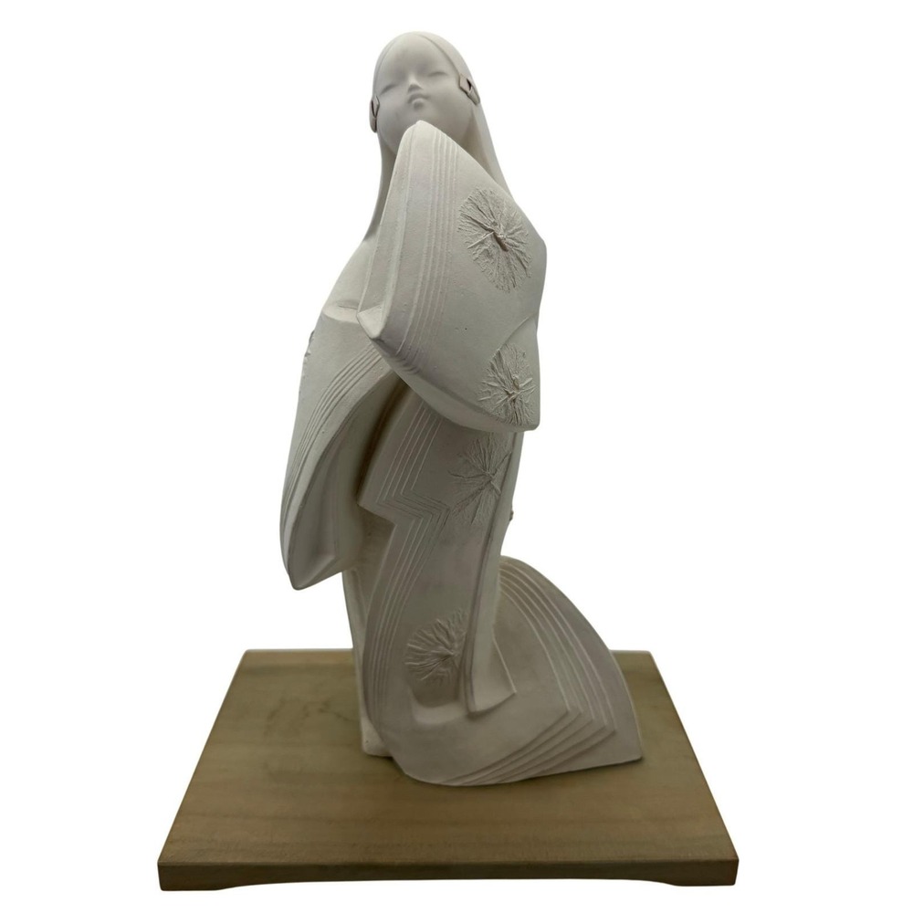 Vintage Japanese Hakata Geisha Doll Bisque Ceramic White Kimono Figurine